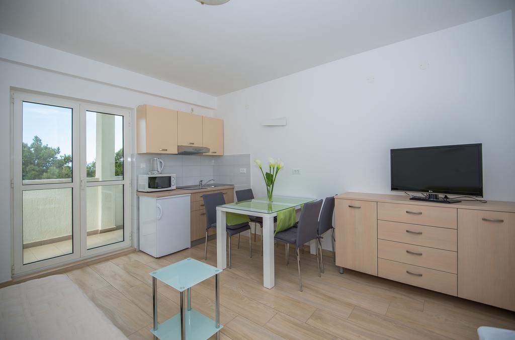 Apartments Beach มาคาร์สกา ภายนอก รูปภาพ